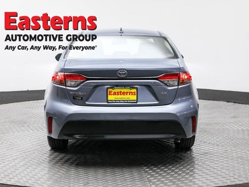Used 2024 Toyota Corolla LE FWD image 6