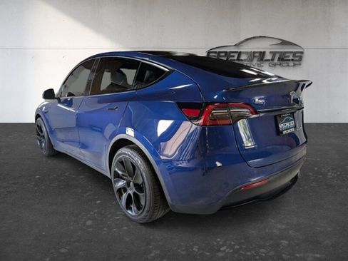 Used 2021 Tesla Model Y Long Range AWD/4WD image 8