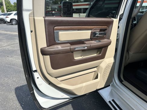 Used 2018 RAM 3500 Laramie AWD/4WD image 37