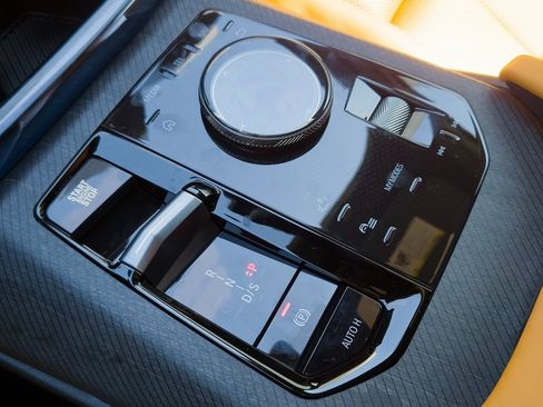 New 2026 BMW X3 xDrive30 w/ Premium Package image 13