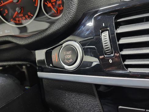 Used 2016 BMW X4 xDrive28i image 11