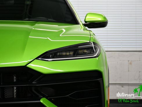 Used 2025 Lamborghini Urus SE image 17