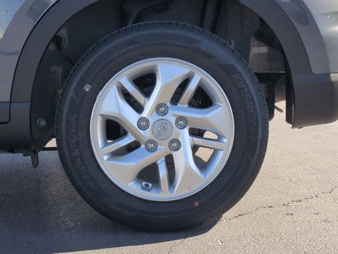 New 2026 Hyundai Venue SE FWD image 7