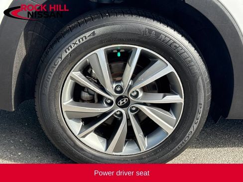 Used 2019 Hyundai Santa Fe AWD image 10