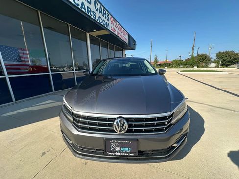 Used 2018 Volkswagen Passat 2.0T SE FWD image 8