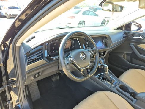 Used 2019 Volkswagen Jetta SEL FWD image 9