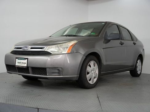 Used 2009 Ford Focus S FWD image 3