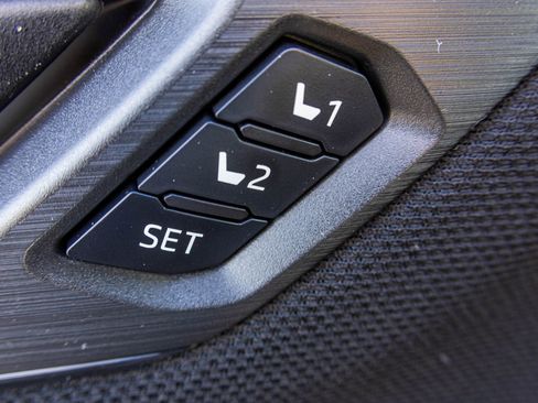 New 2026 Subaru Outback Limited XT image 38