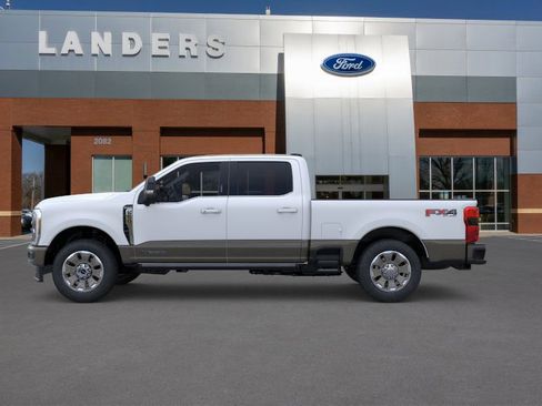 New 2026 Ford F250 King Ranch w/ FX4 Off-Road Package image 3