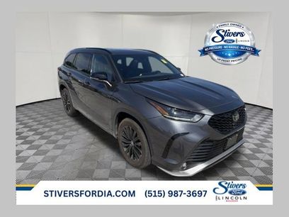 Used 2025 Toyota Highlander XSE