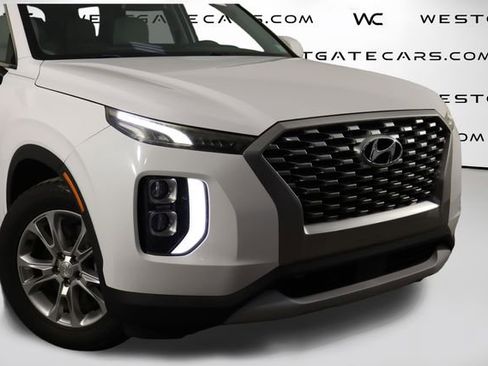 Used 2020 Hyundai Palisade SE image 42