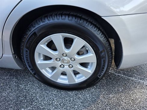 Used 2009 Toyota Camry image 17