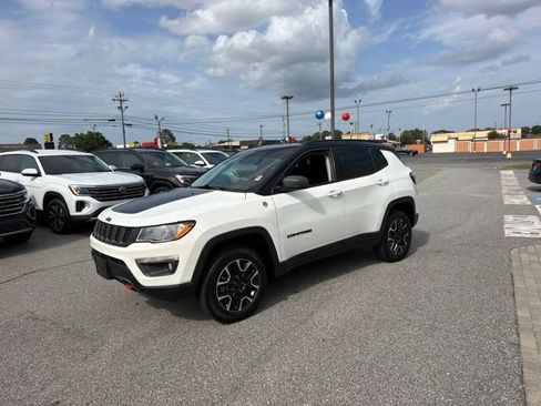 Used 2021 Jeep Compass Trailhawk AWD/4WD image 17