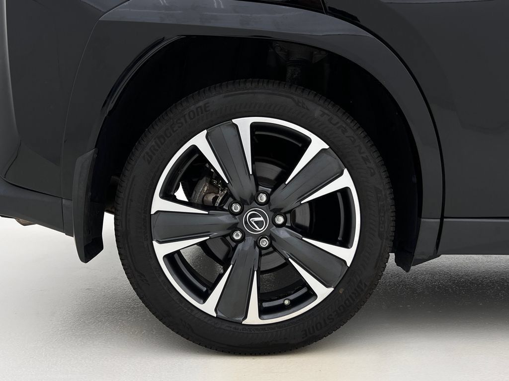 Used 2023 Lexus UX 250h AWD w/ Premium Package image 28