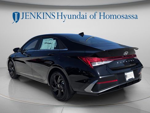 New 2026 Hyundai Elantra SEL Sport image 7