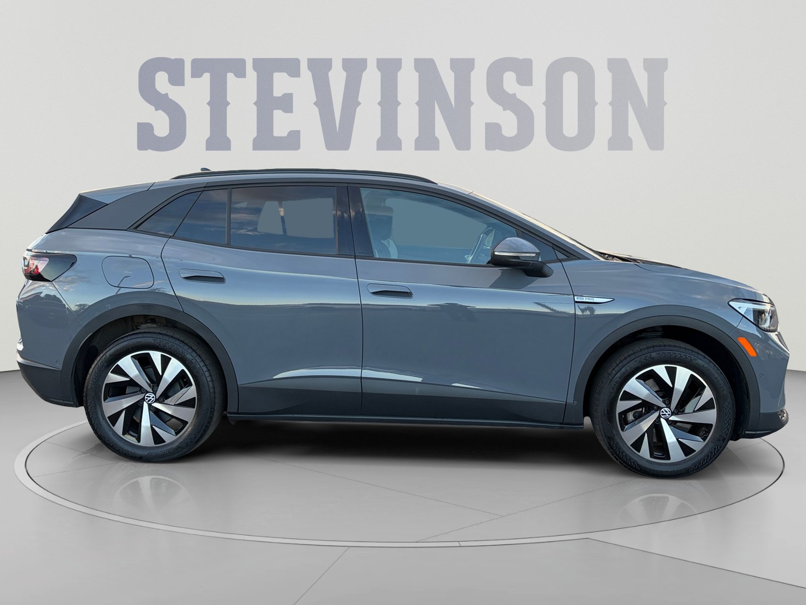 Used 2023 Volkswagen ID.4 Pro AWD/4WD image 6