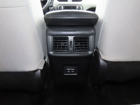 Used 2022 Toyota RAV4 XLE w/ Convenience Package AWD/4WD image 21