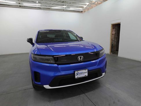 Used 2024 Honda Prologue EX image 3
