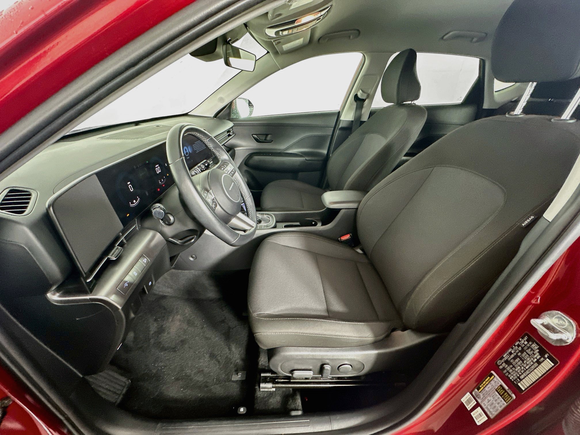 Used 2025 Hyundai Kona SEL FWD image 13