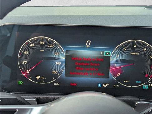 Used 2026 Mercedes-Benz GLB 250 image 10