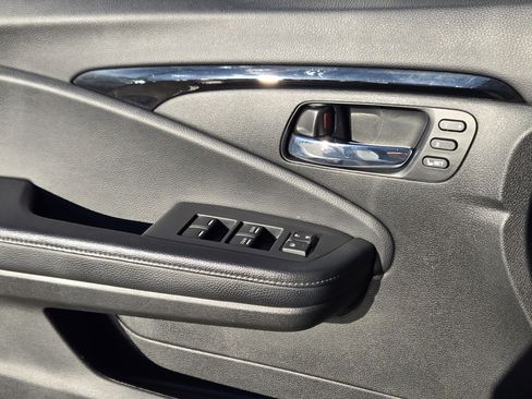 Used 2020 Honda Pilot Touring image 24