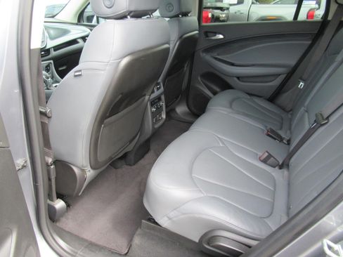 Used 2020 Buick Envision Premium w/ Driver Confidence Package AWD/4WD image 34