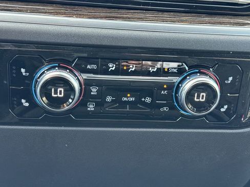 New 2026 GMC Sierra 1500 Elevation image 19