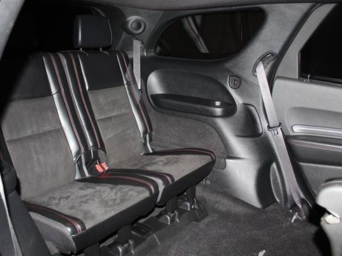 Used 2022 Dodge Durango R/T w/ Blacktop Package AWD/4WD image 34
