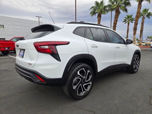 Used 2024 Chevrolet Trax RS w/ Driver Confidence Package image 6