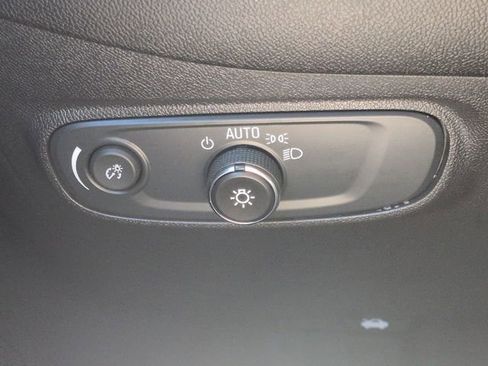 Used 2023 Chevrolet Equinox RS w/ RS Leather Package image 19