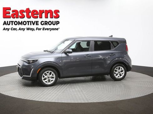Used 2023 Kia Soul LX w/ LX Technology Package image 58