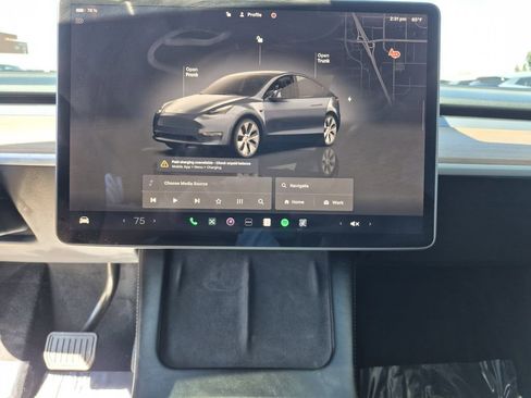 Used 2023 Tesla Model Y Long Range AWD/4WD image 8