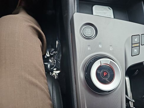 New 2026 Kia Niro EX image 19