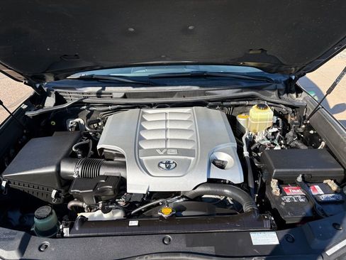 Certified 2016 Toyota Land Cruiser AWD/4WD image 9