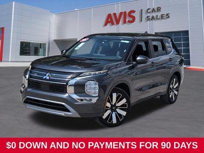 Used 2025 Mitsubishi Outlander SE