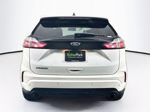 Used 2020 Ford Edge ST-Line w/ Cold Weather Package FWD image 7