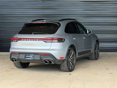 Certified 2026 Porsche Macan AWD/4WD image 9