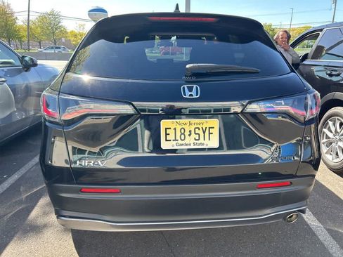 Used 2024 Honda HR-V Sport image 21