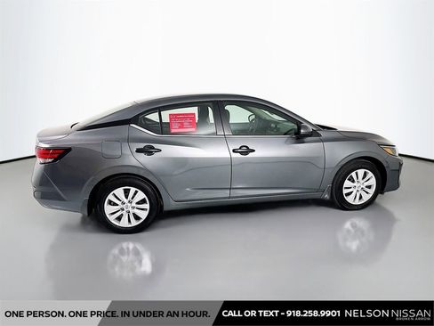 Used 2025 Nissan Sentra S FWD image 4