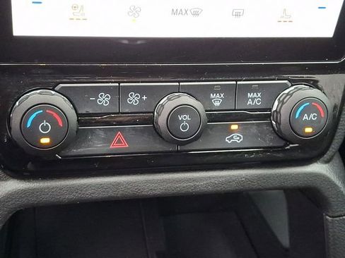 Used 2025 Ford Ranger Lariat w/ FX4 Off-Road Package AWD/4WD image 15