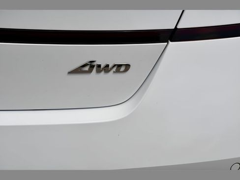 Used 2025 Genesis G90 3.5T AWD/4WD image 30