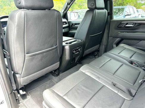 Used 2025 Chevrolet Tahoe LT AWD/4WD image 24