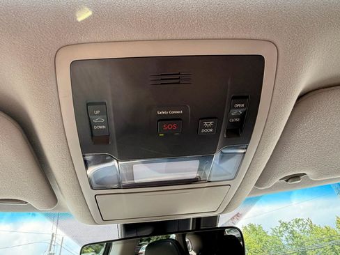 Used 2019 Lexus RX 350 AWD w/ Navigation Package image 37