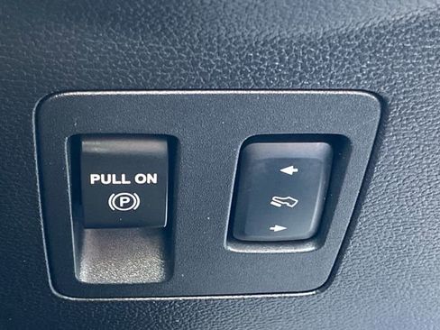 Used 2016 Ford F150 XLT w/ Equipment Group 301A Mid AWD/4WD image 29