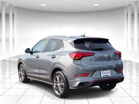 Used 2021 Buick Encore GX Select w/ Sport Touring Package FWD image 3