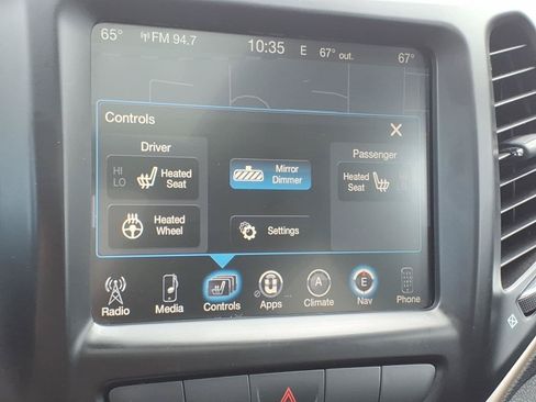 Used 2015 Jeep Cherokee Limited w/ Trailer Tow Group AWD/4WD image 19