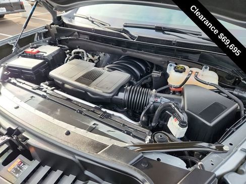 Used 2025 GMC Yukon XL Denali image 14