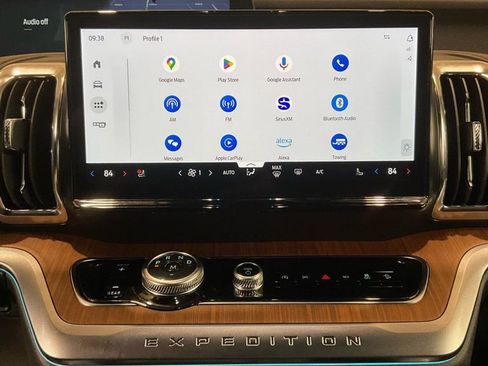 Used 2025 Ford Expedition King Ranch image 20