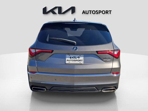 Used 2023 Acura MDX FWD w/ Technology Package image 9
