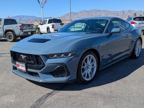 Used 2025 Ford Mustang GT Premium RWD image 2